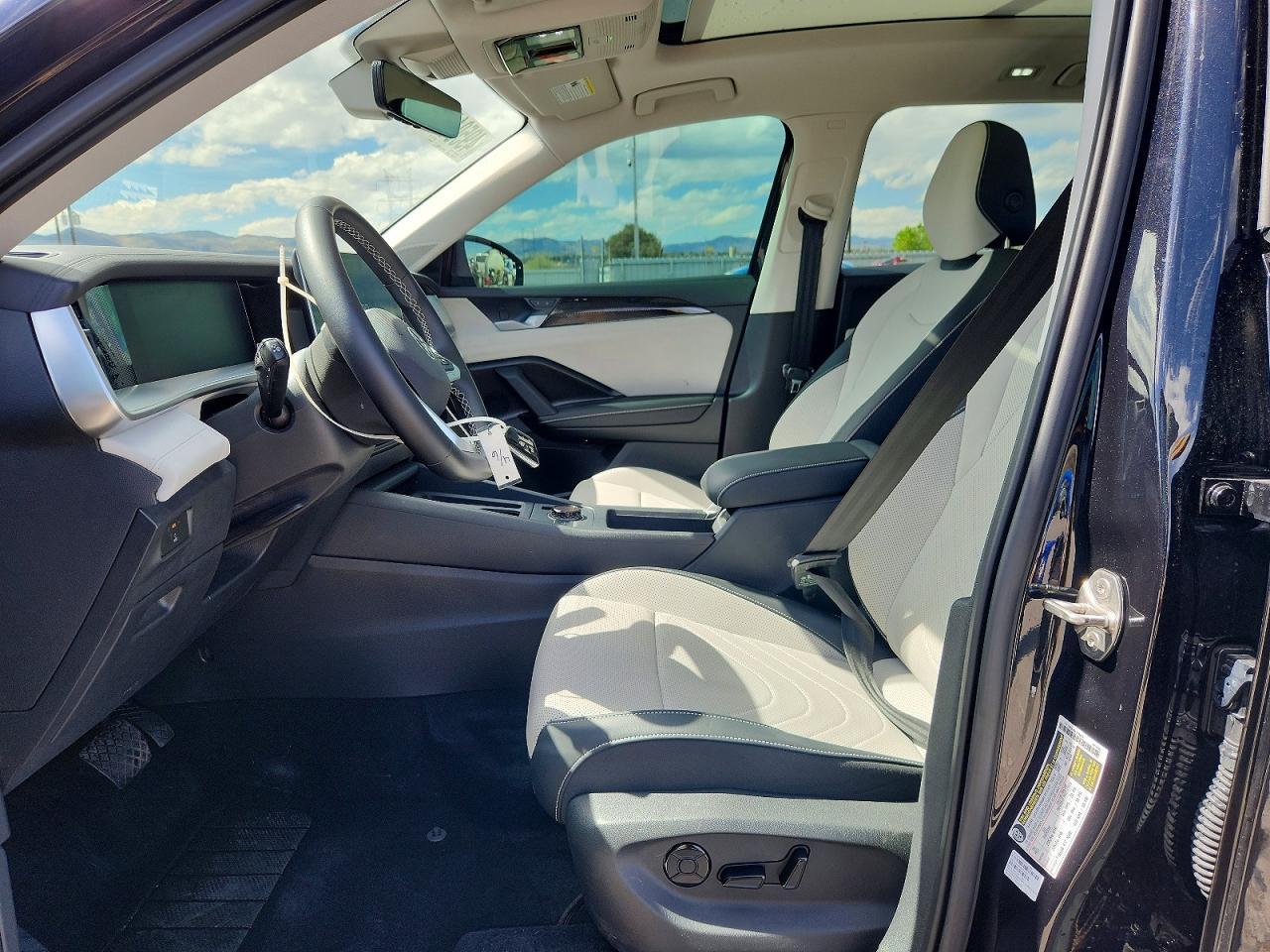 2025 Volkswagen Tiguan Se - Фото 7