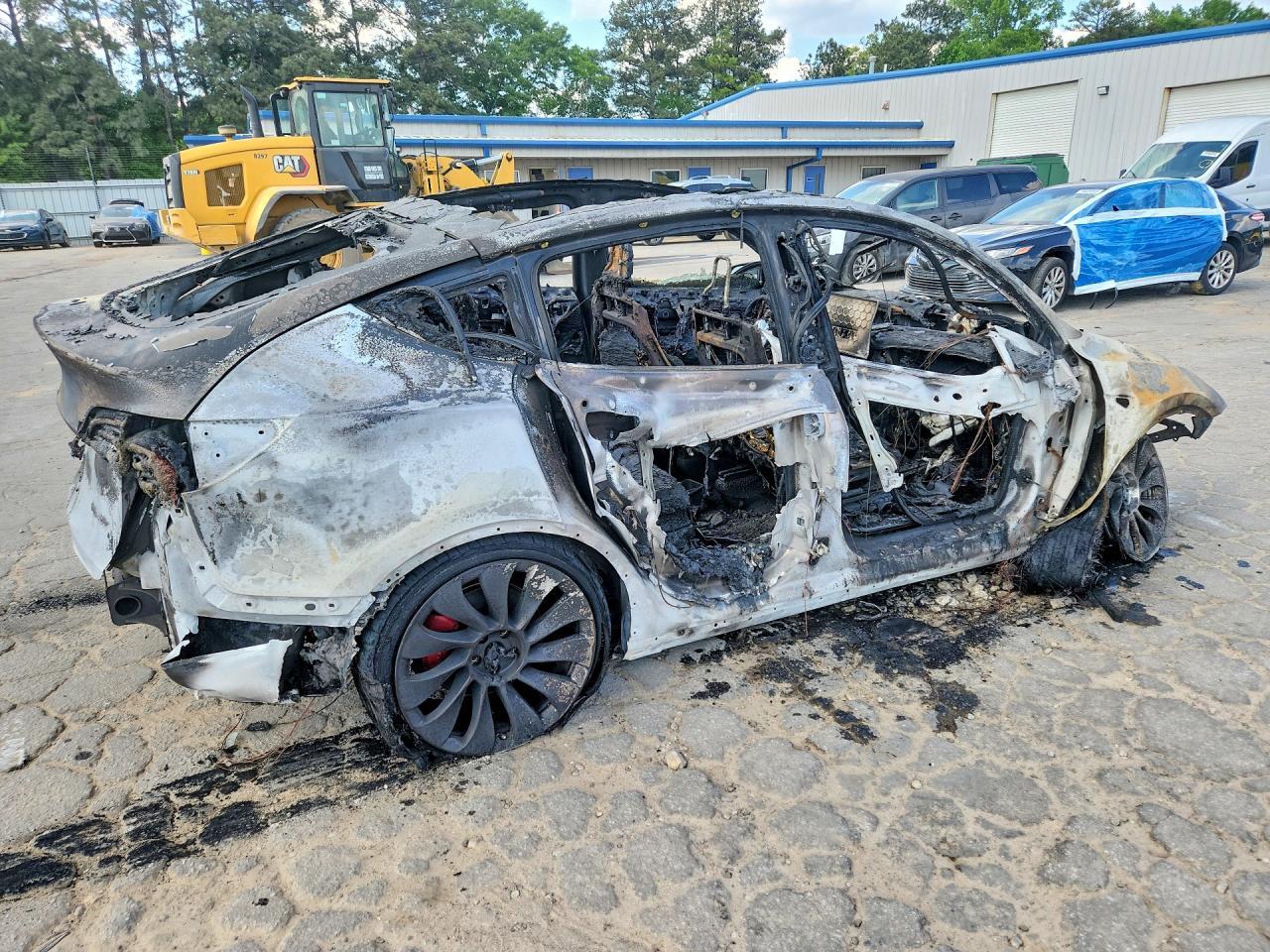 2022 Tesla Model Y - Фото 3