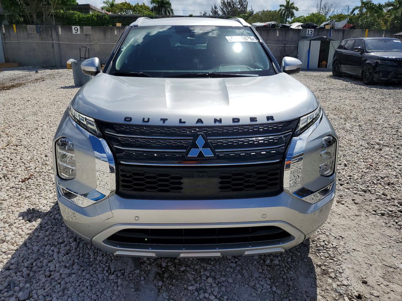 2023 Mitsubishi Outlander Sel - Image 5