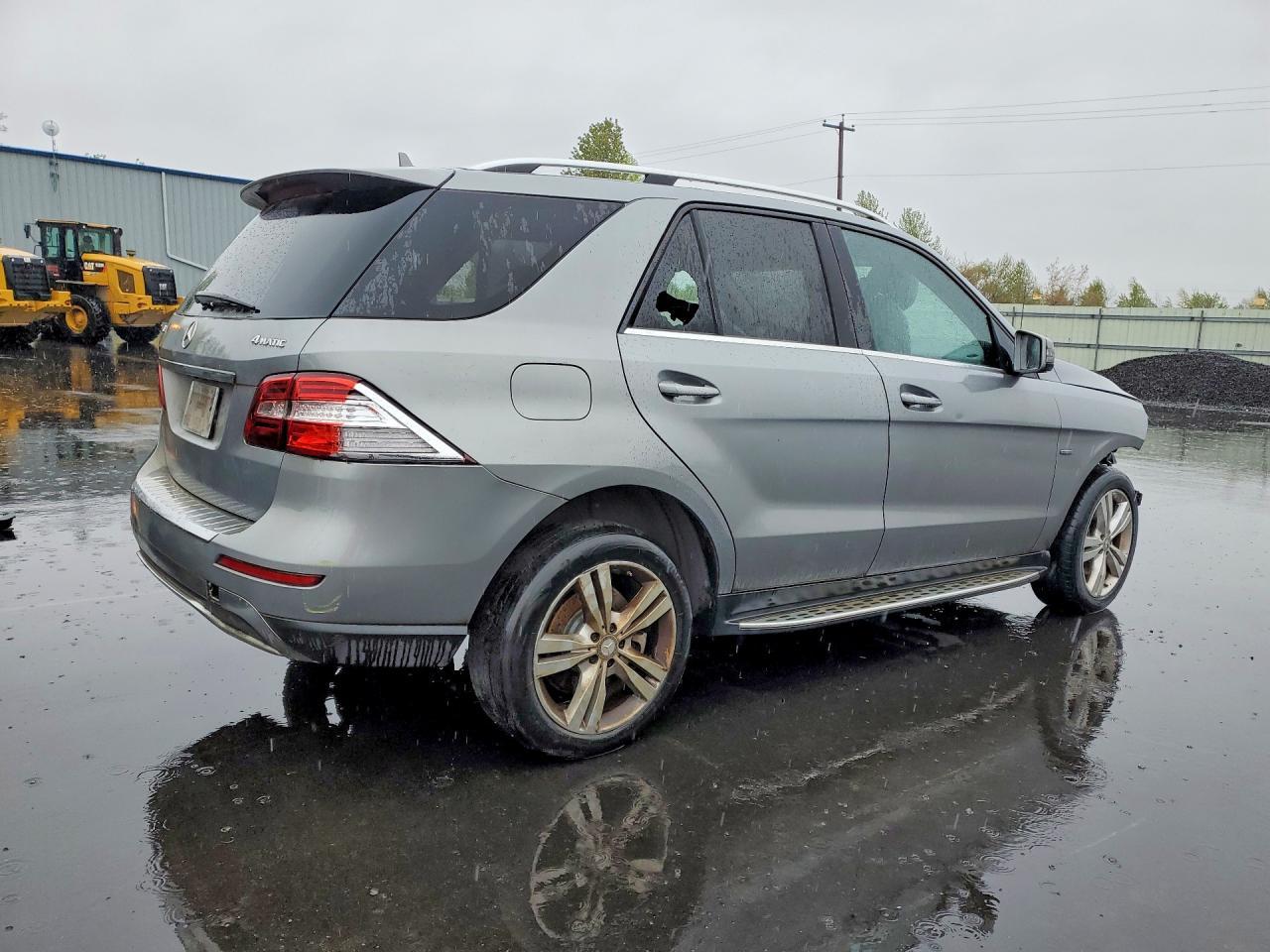 2012 Mercedes-Benz Ml 350 4Matic - Image 3
