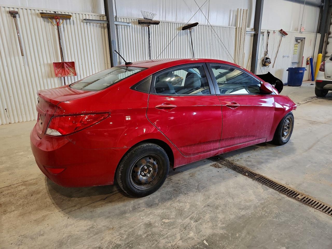 2016 Hyundai Accent Se - Фото 3