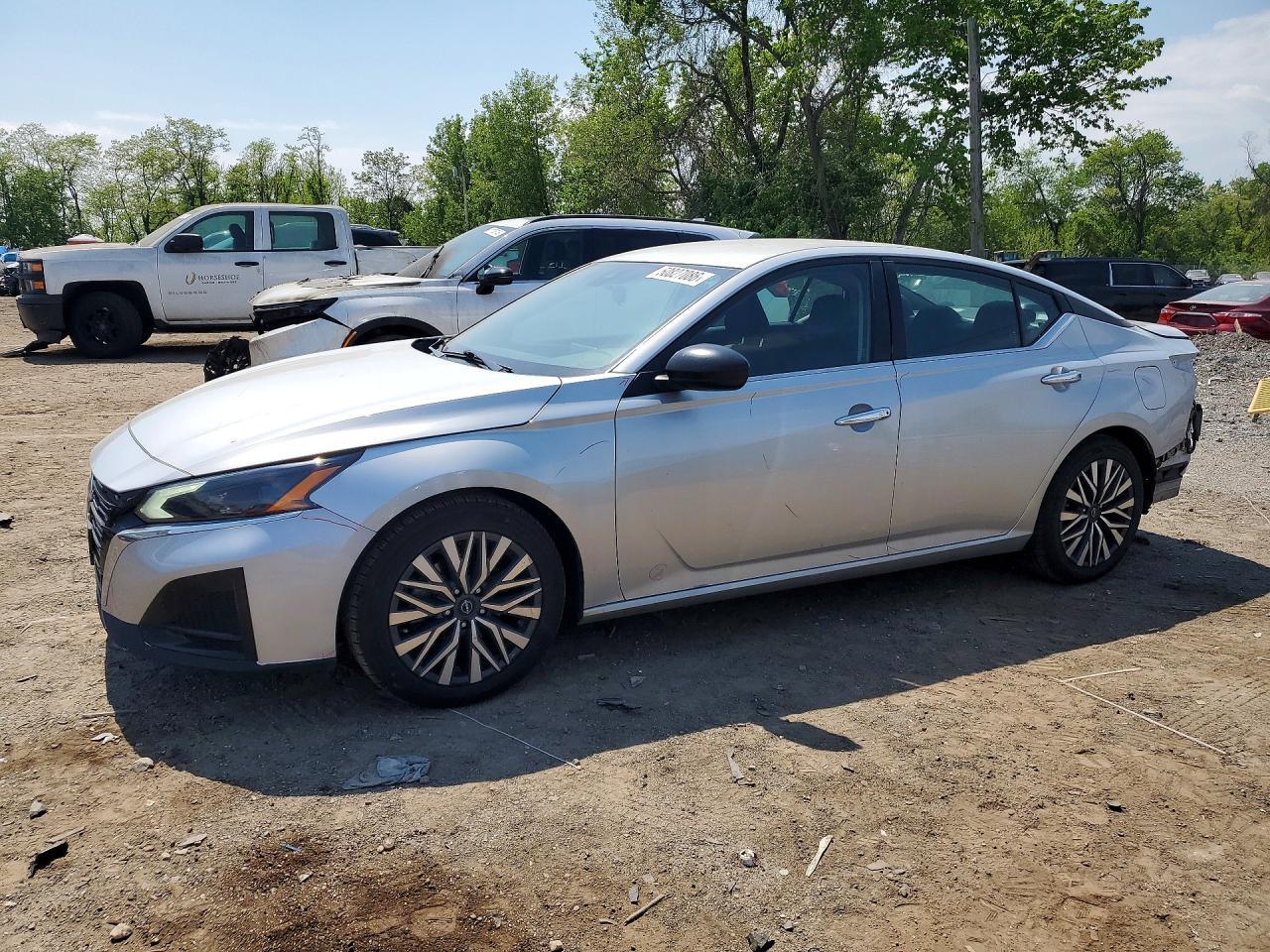 2024 Nissan Altima Sv