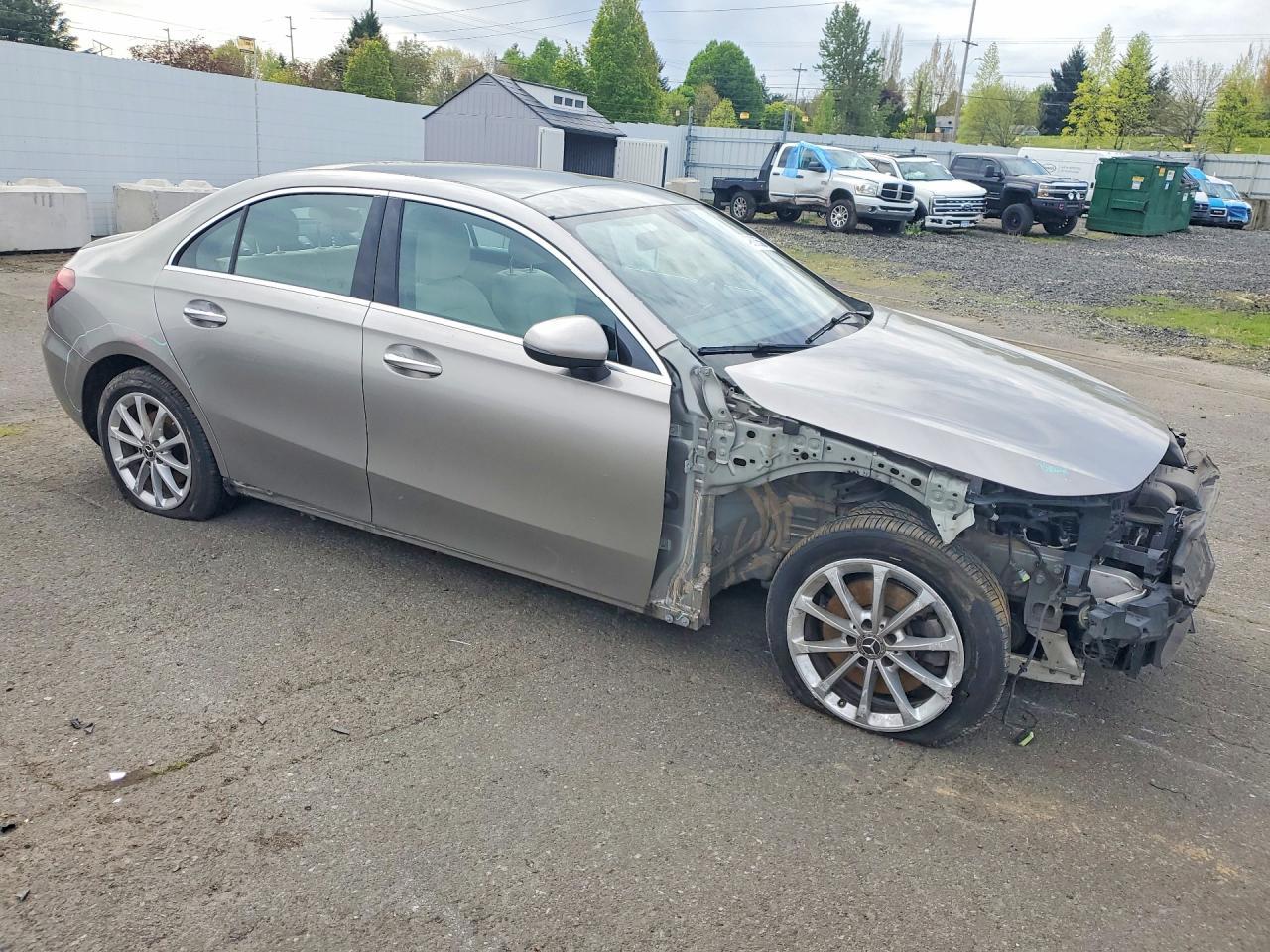 2020 Mercedes-Benz A 220 4Matic - Фото 4