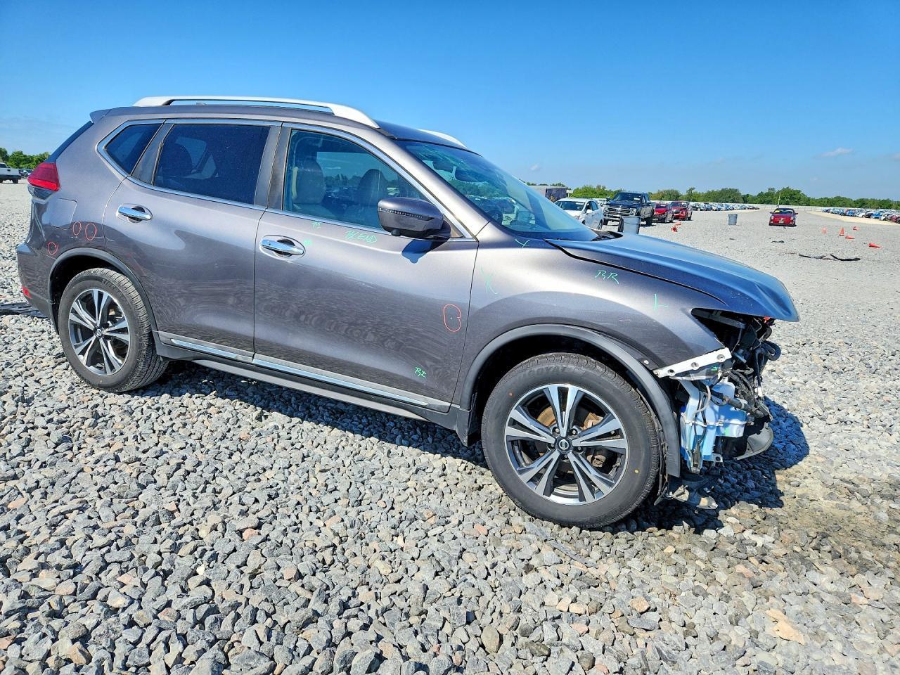 2017 Nissan Rogue Sl - Image 4