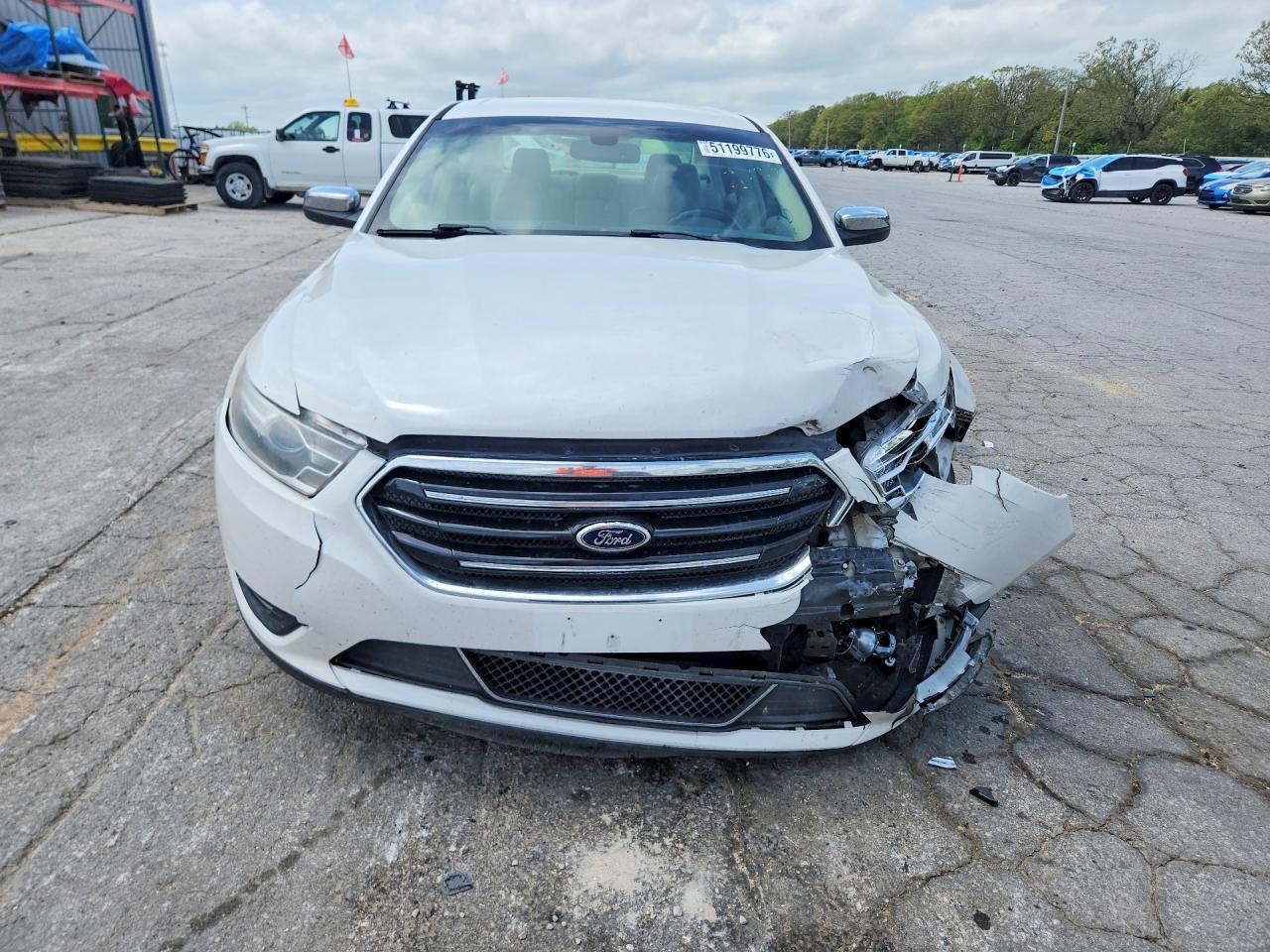 2013 Ford Taurus Limited - Image 5