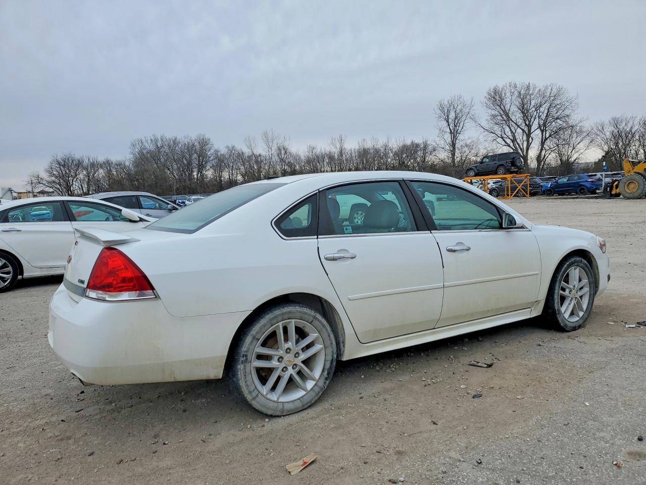 2010 Chevrolet Impala Ltz - Фото 3