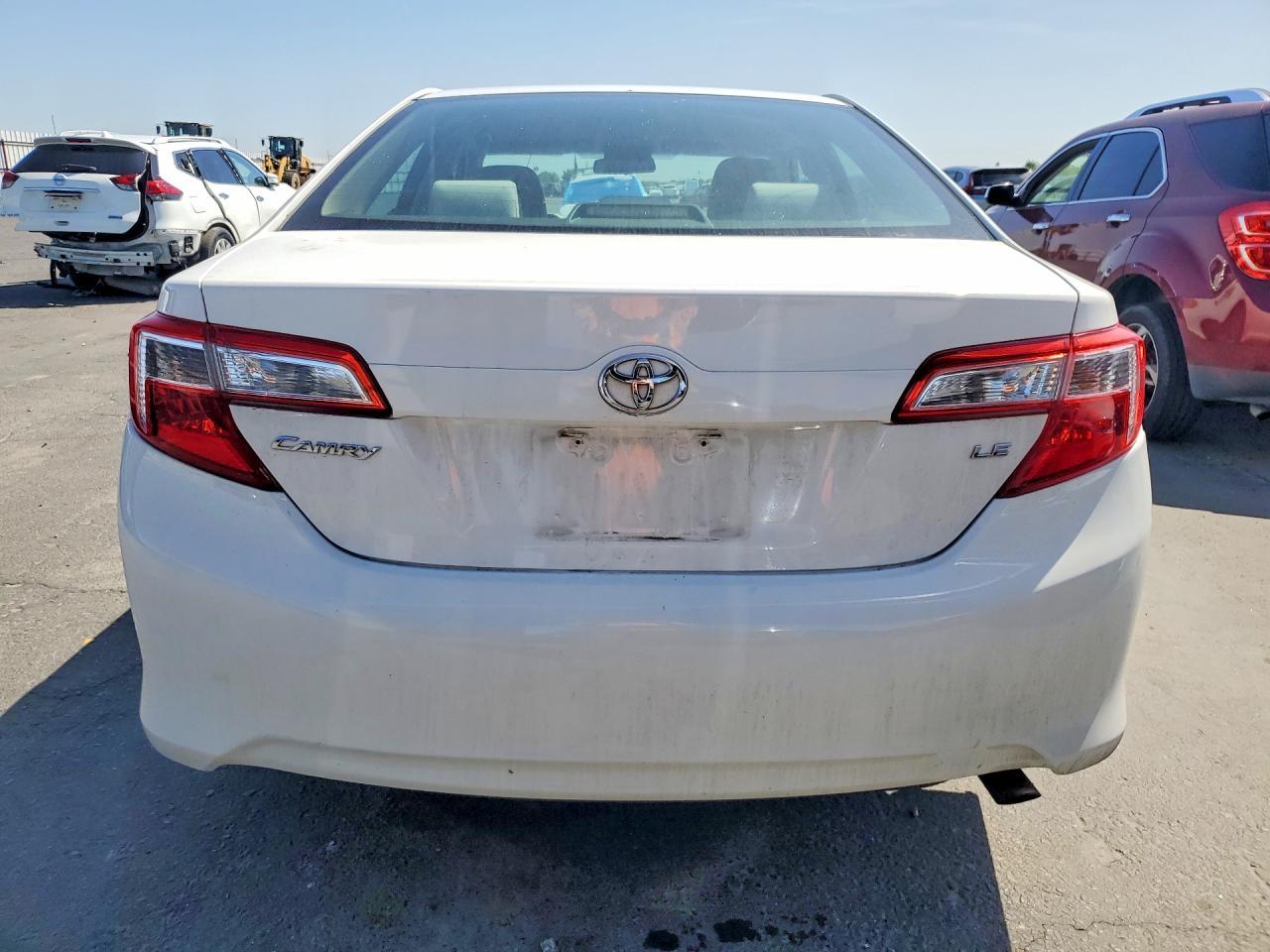 2012 Toyota Camry Le - Image 6
