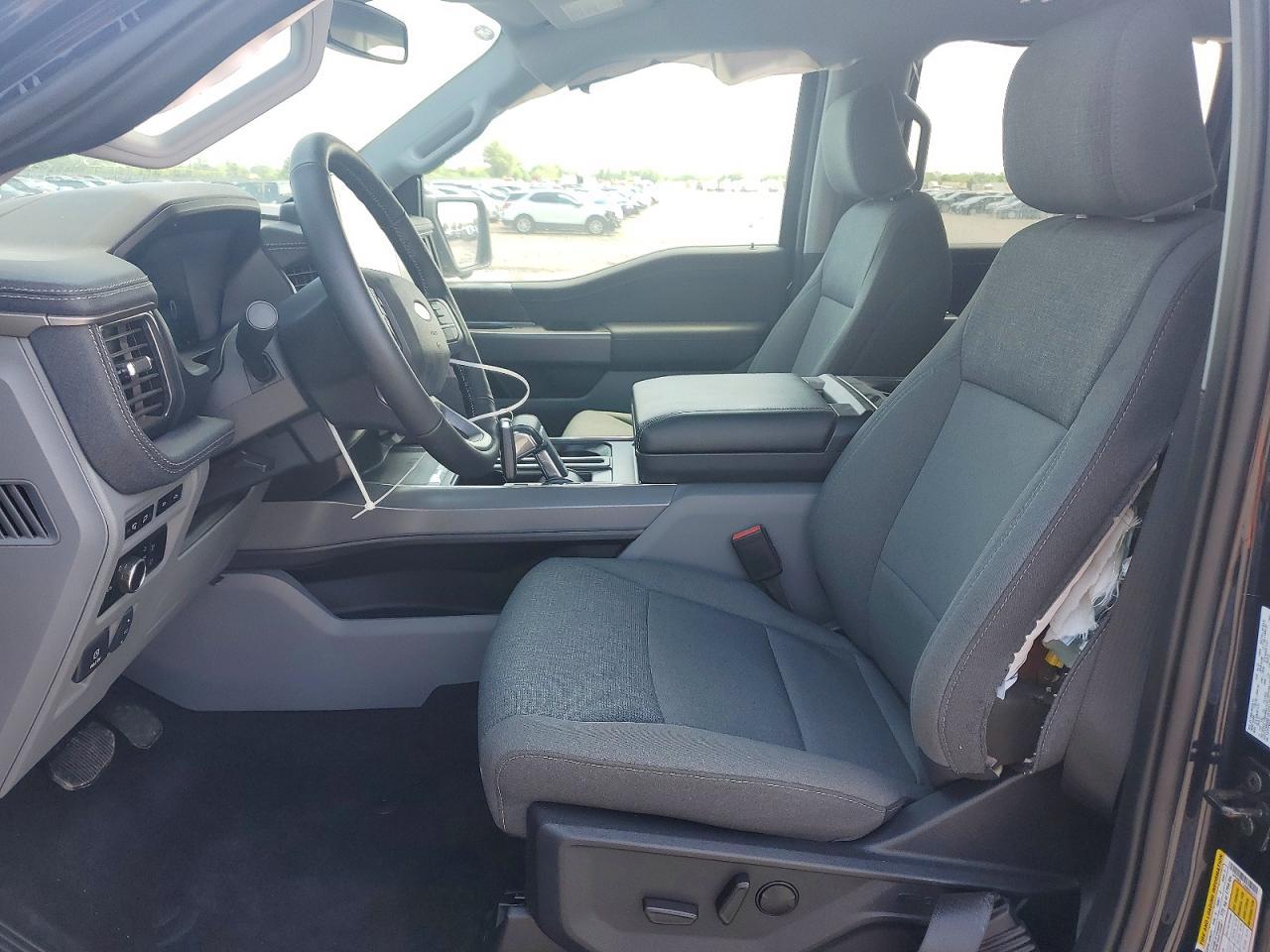 2024 Ford F150 Lightning Xlt - Image 7
