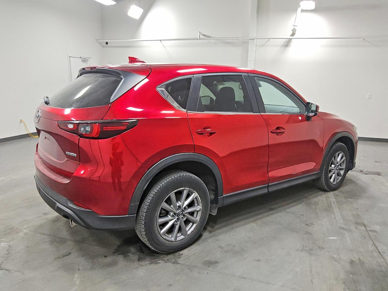 2022 Mazda Cx-5 Preferred - Image 3