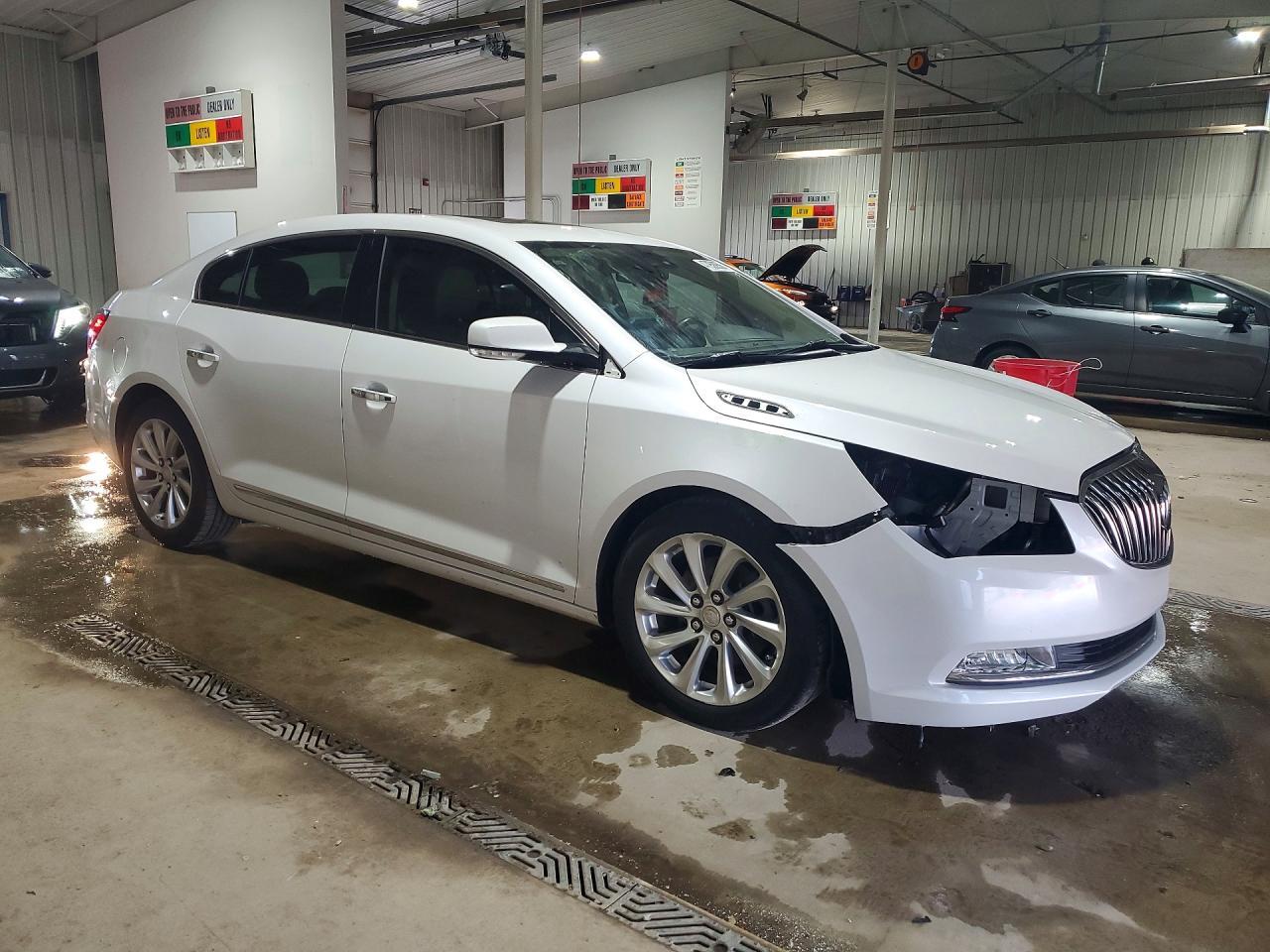 2015 Buick Lacrosse - Фото 4