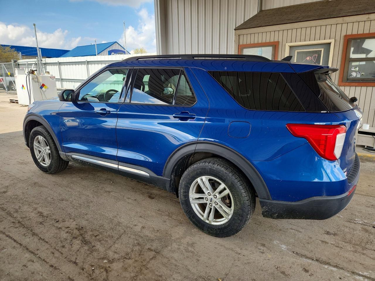 2021 Ford Explorer Xlt - Фото 2