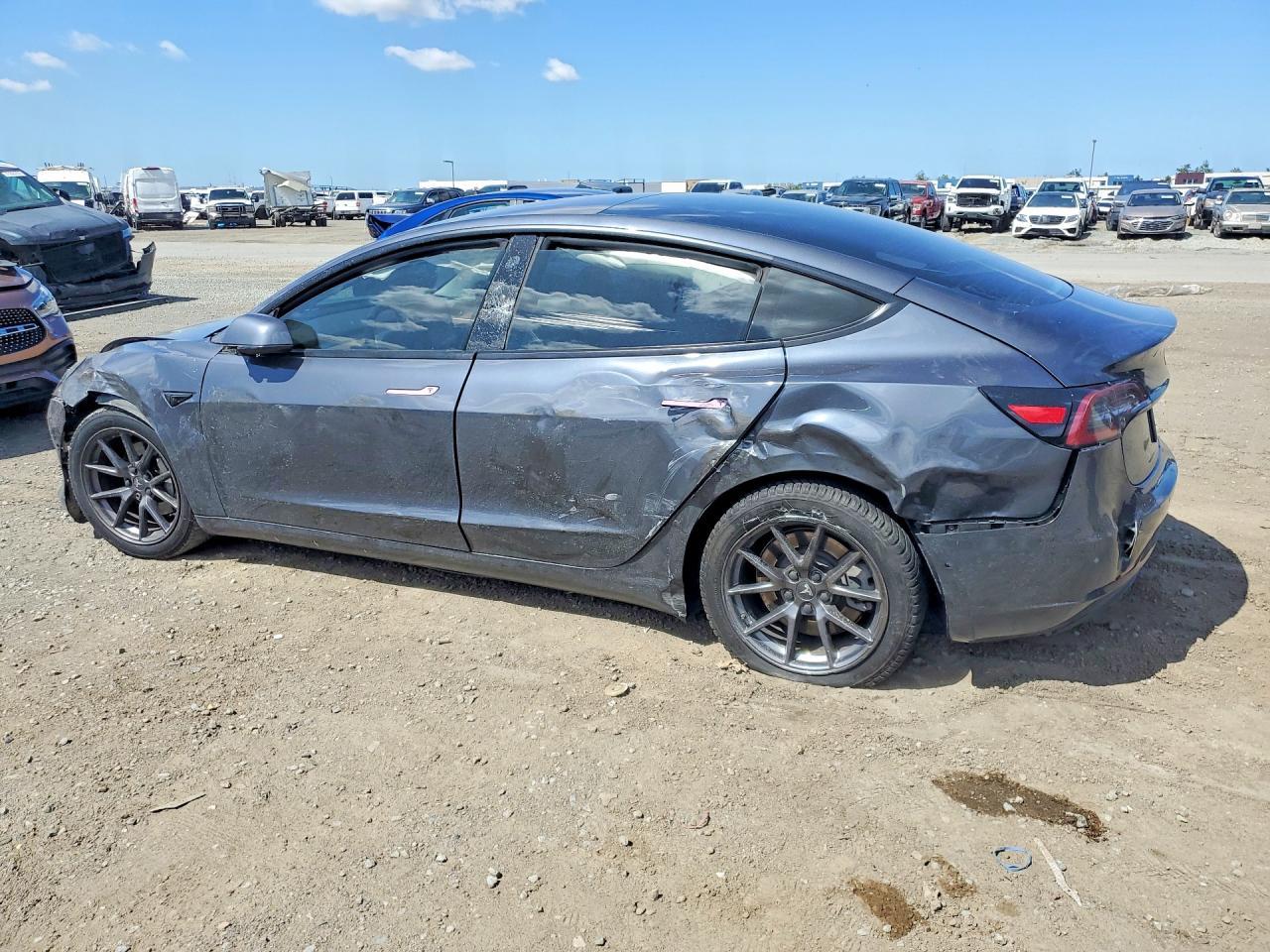 2021 Tesla Model 3 - Image 2