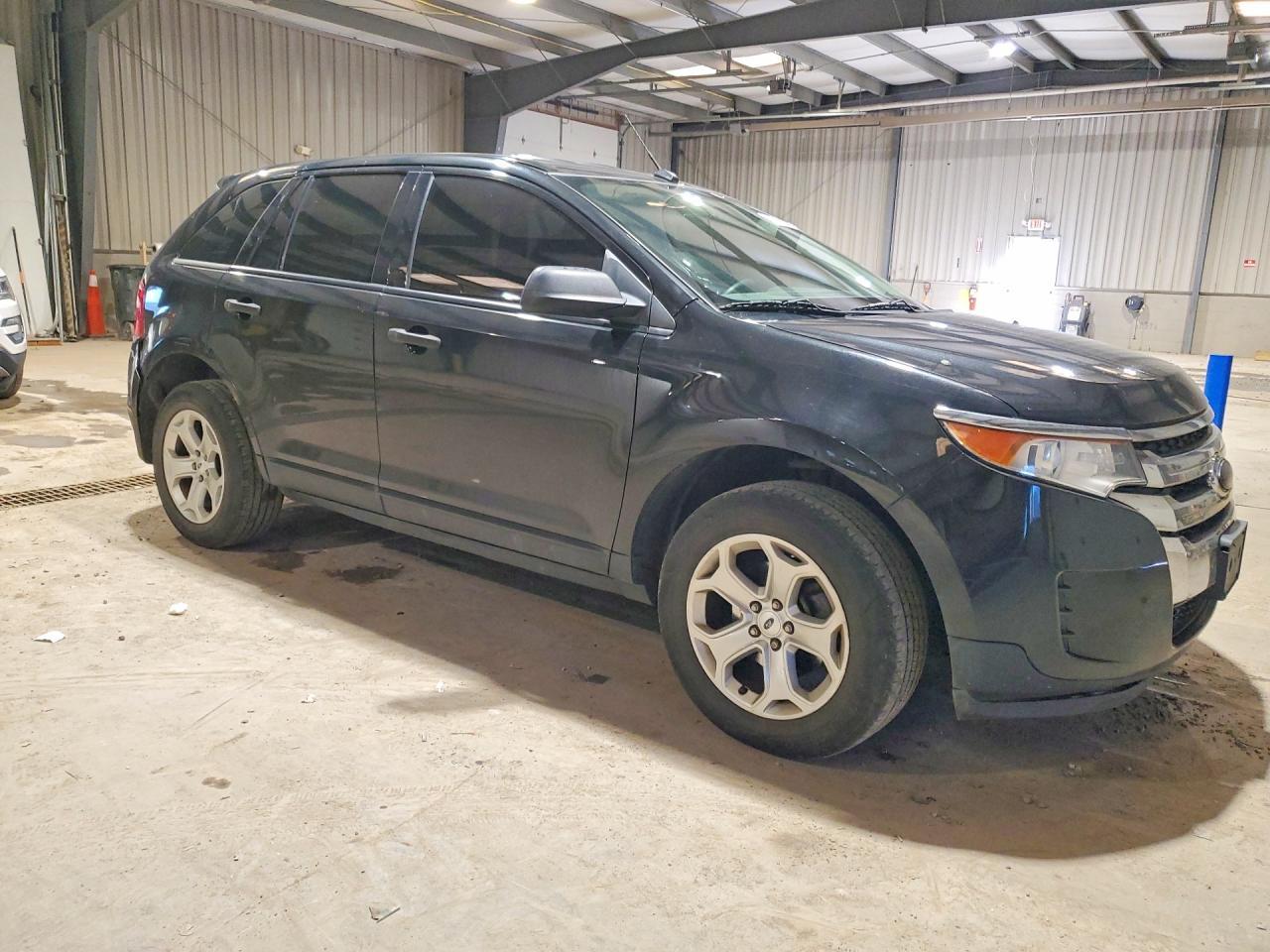 2013 Ford Edge Se - Image 4
