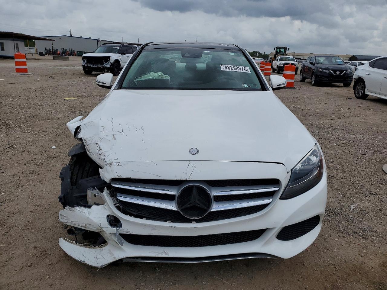 2017 Mercedes-Benz C 300 4Matic - Image 5