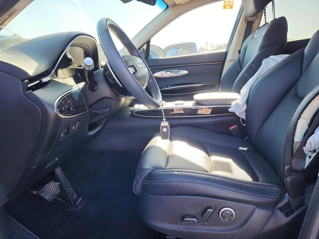 2025 Genesis Gv70 2.5T Standard - Image 7