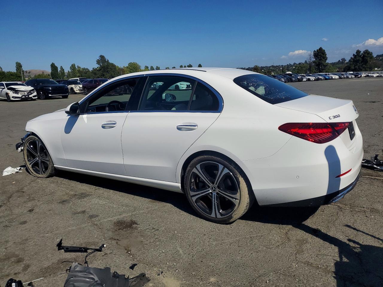 2024 Mercedes-Benz C 300 - Фото 2