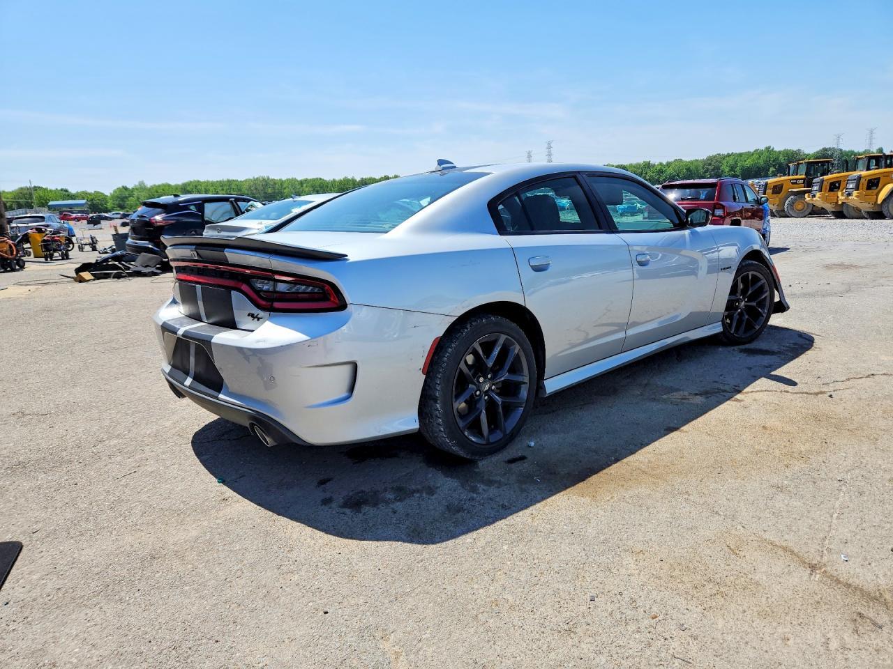 2020 Dodge Charger R - Фото 3