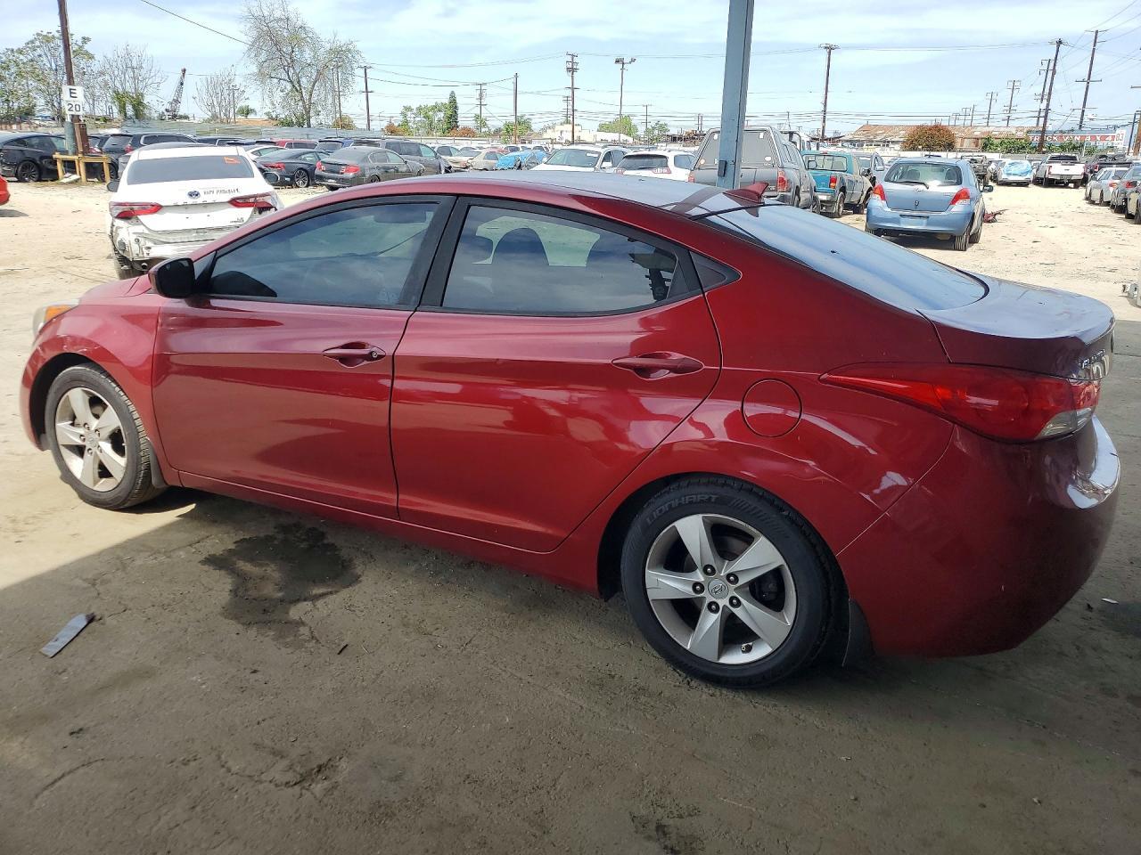 2013 Hyundai Elantra Gls - Image 2