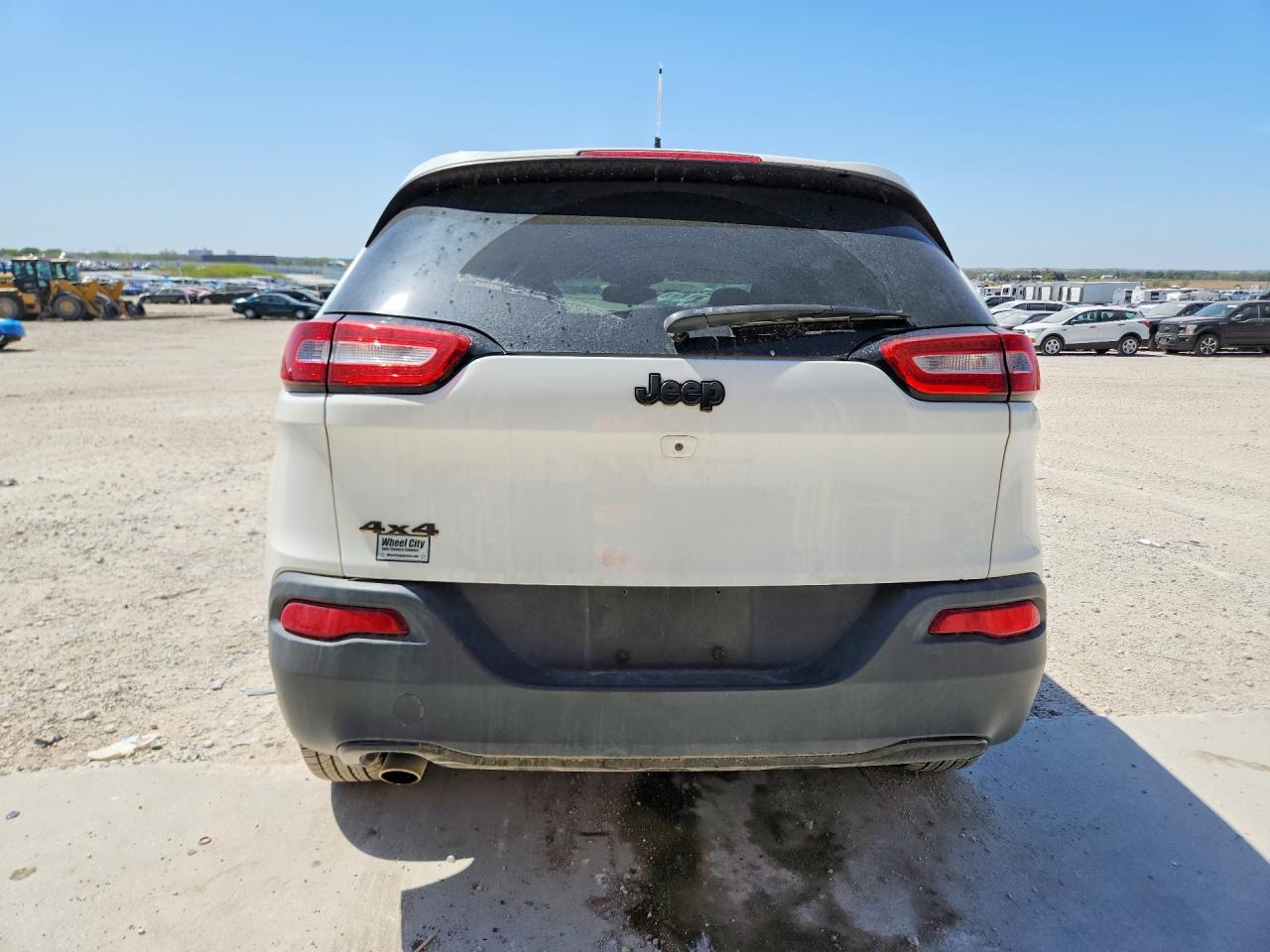 2016 Jeep Cherokee Latitude - Фото 6