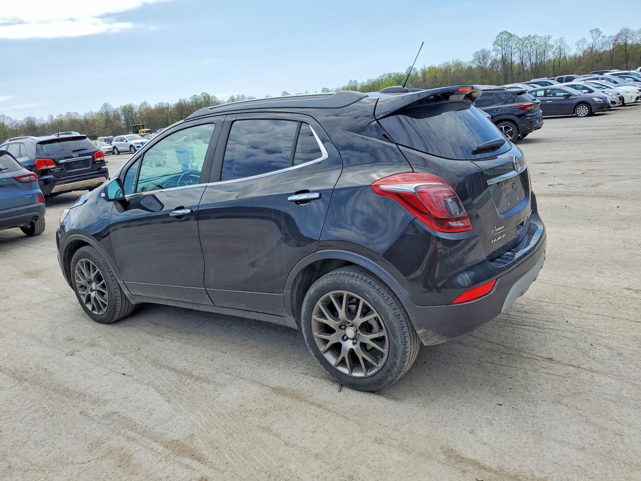 2018 Buick Encore Sport Touring - Фото 2