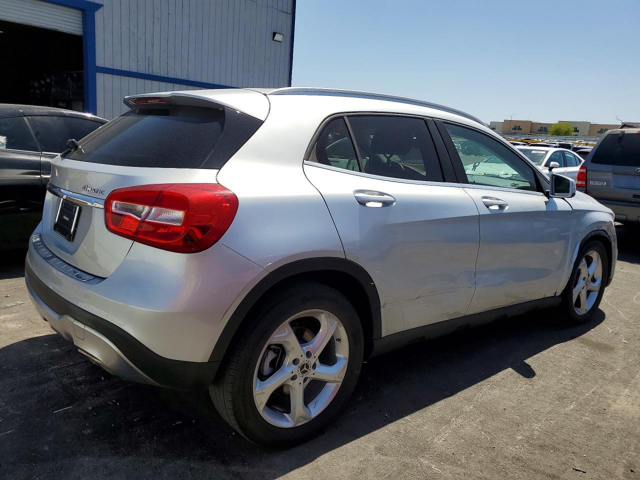 2019 Mercedes-Benz Gla 250 4Matic - Image 3