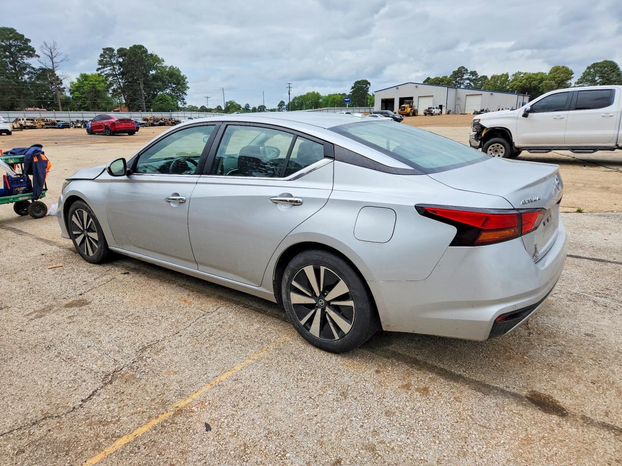 2022 Nissan Altima Sv - Фото 2