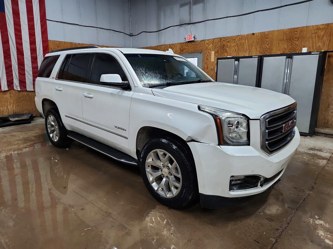 2016 GMC Yukon Slt - Фото 4