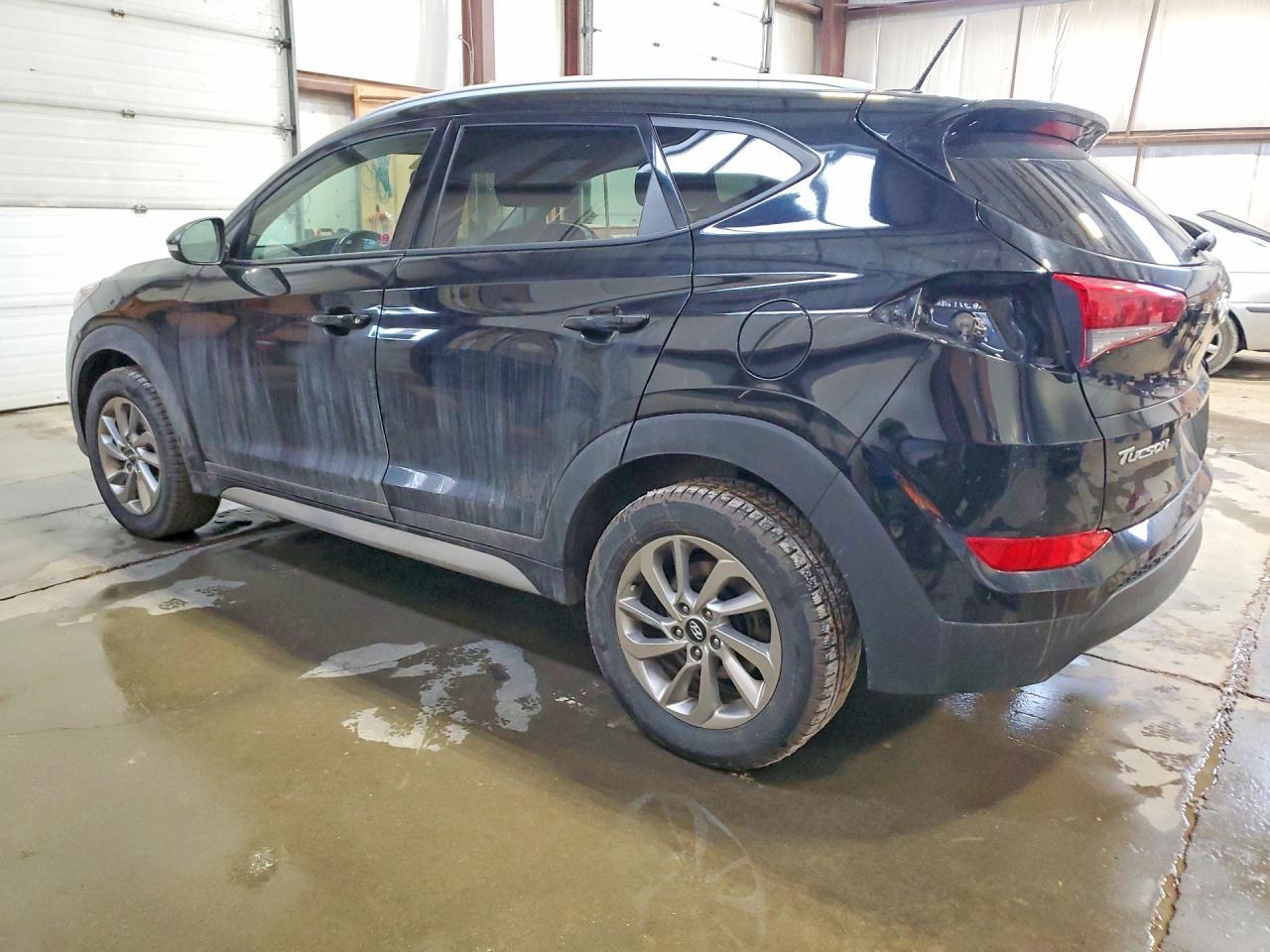 2017 Hyundai Tucson Se - Image 2