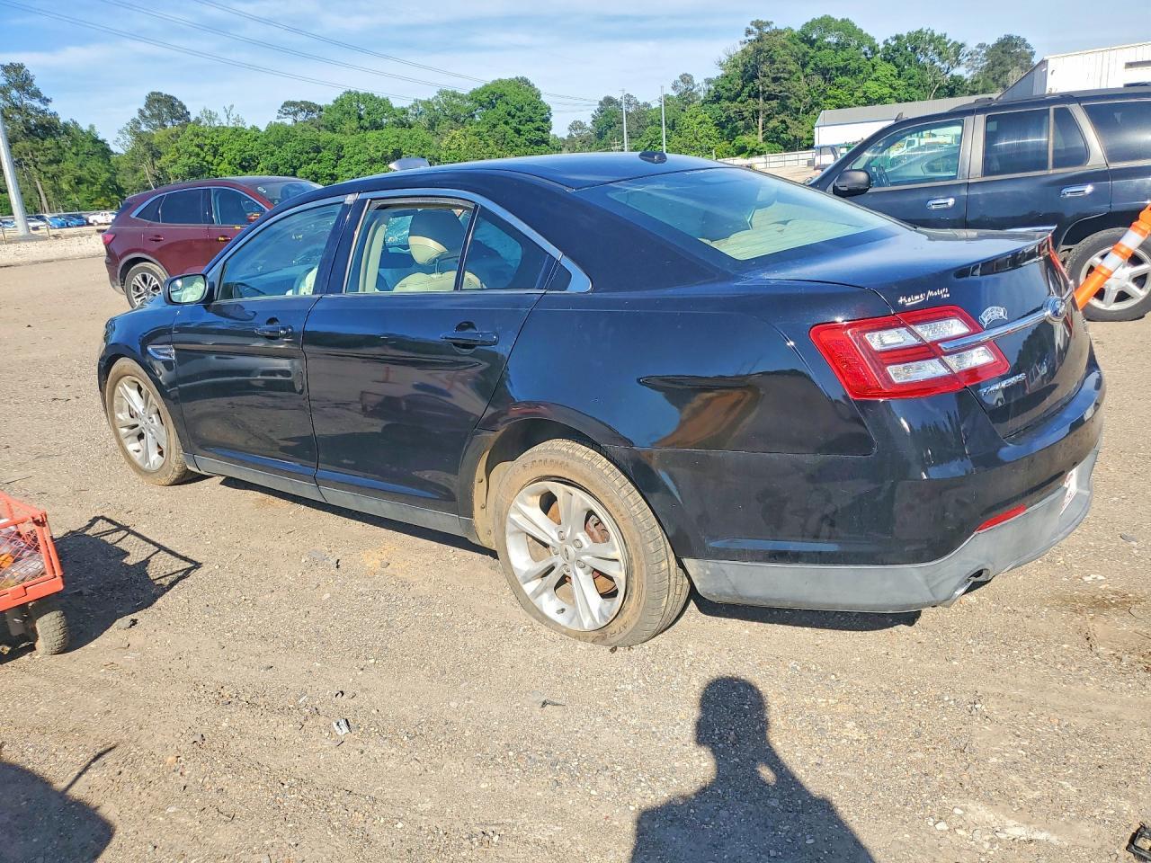 2013 Ford Taurus Sel - Фото 2