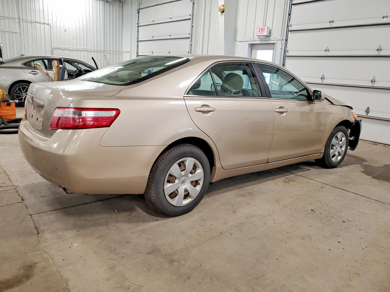 2007 Toyota Camry Le - Фото 3