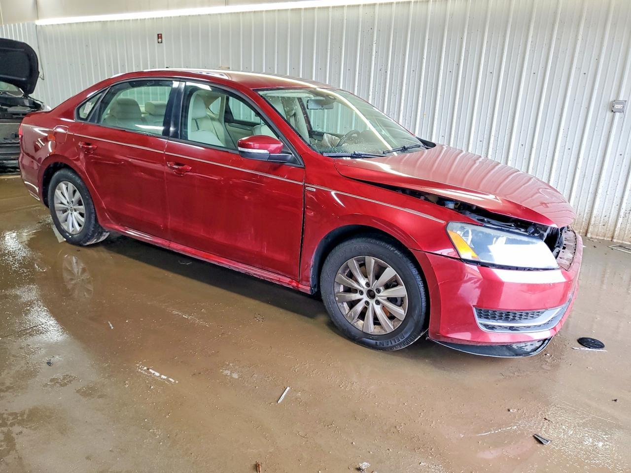2015 Volkswagen Passat S - Image 4