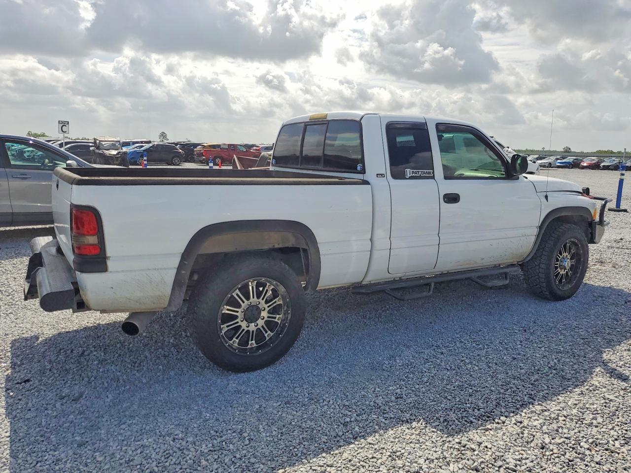 2000 Dodge Ram 2500 Laramie - Фото 3