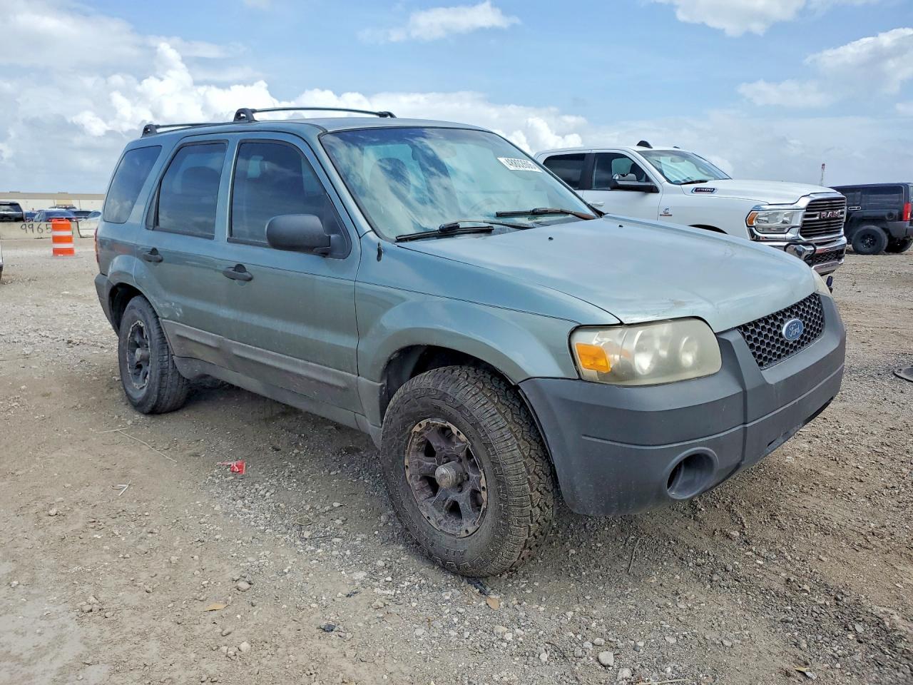 2006 Ford Escape Xls - Фото 4