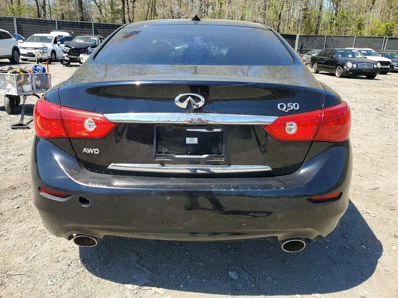 2016 Infiniti Q50 2.0T Premium - Image 6