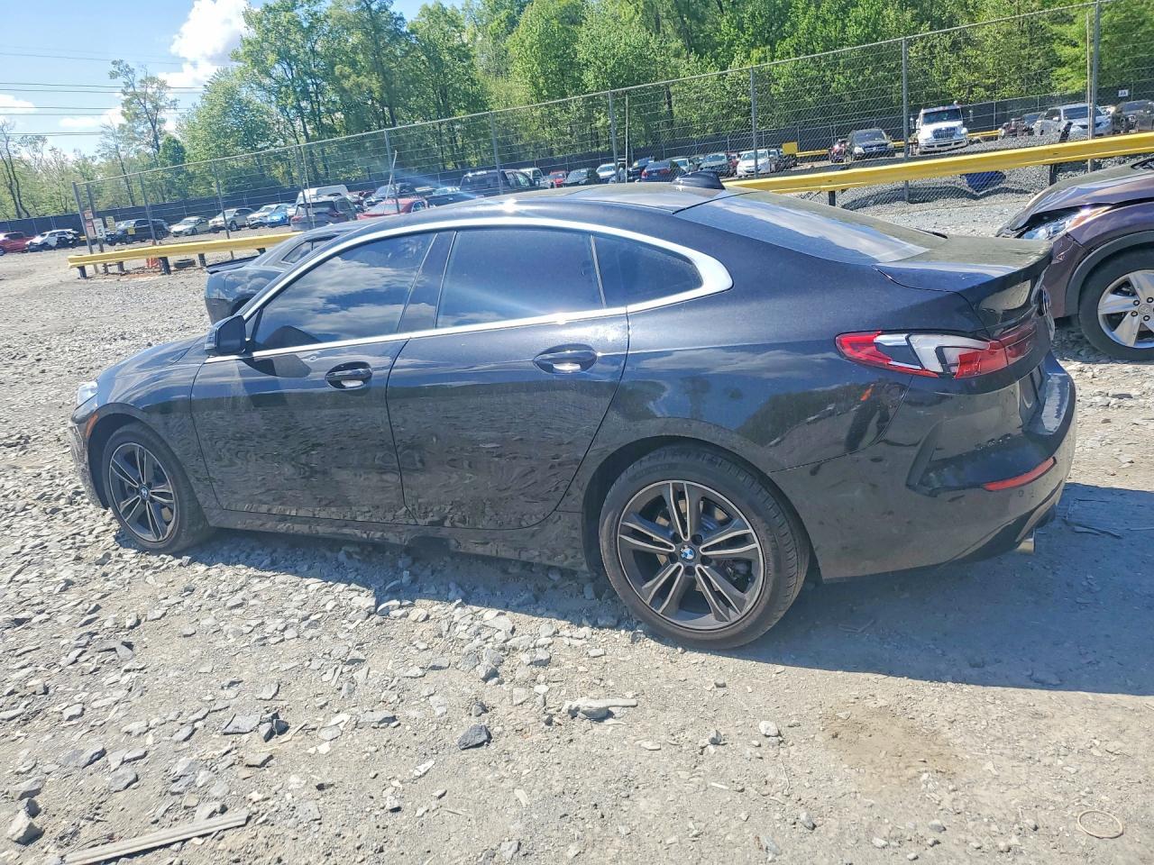 2022 BMW 228I - Фото 2