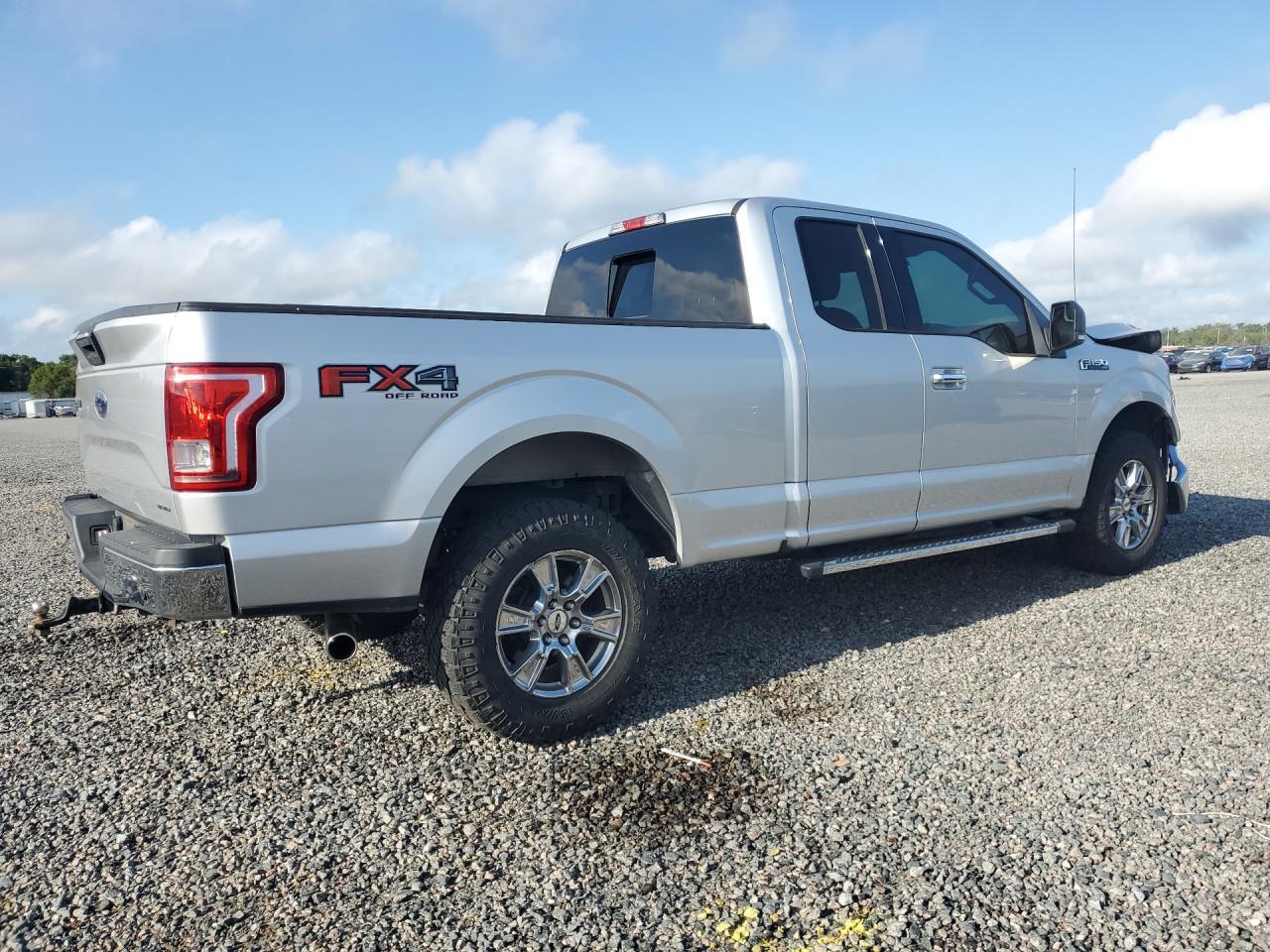 2015 Ford F150 Super Cab - Фото 3