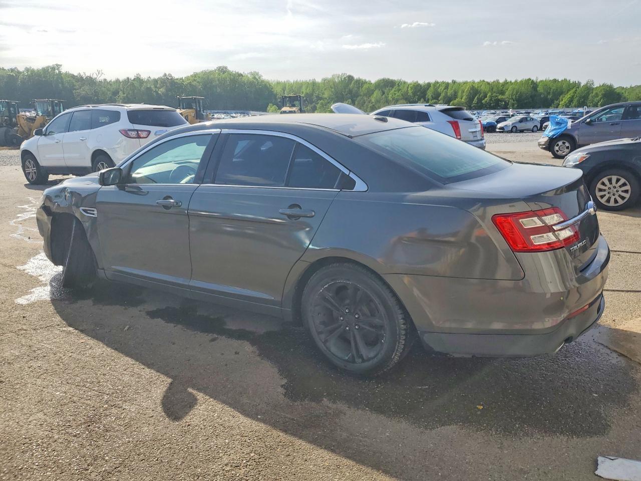 2017 Ford Taurus Sel - Фото 2