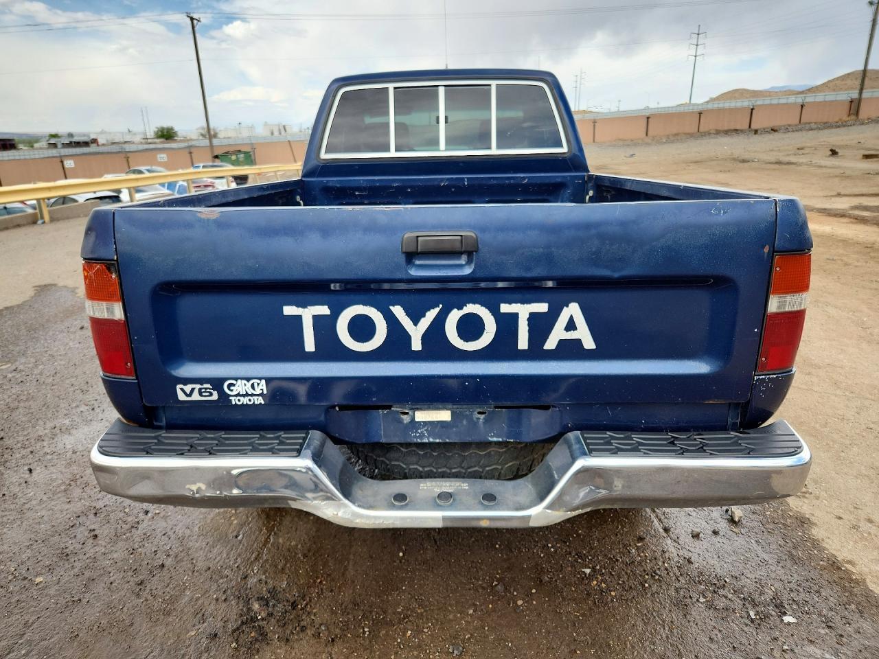 1993 Toyota Pickup - Image 6