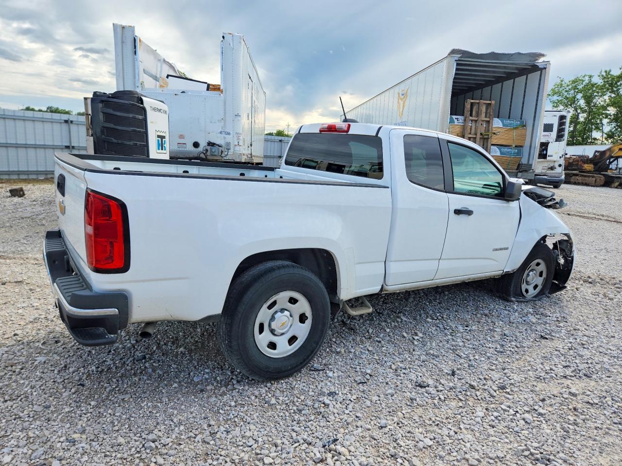 2016 Chevrolet Colorado - Фото 3