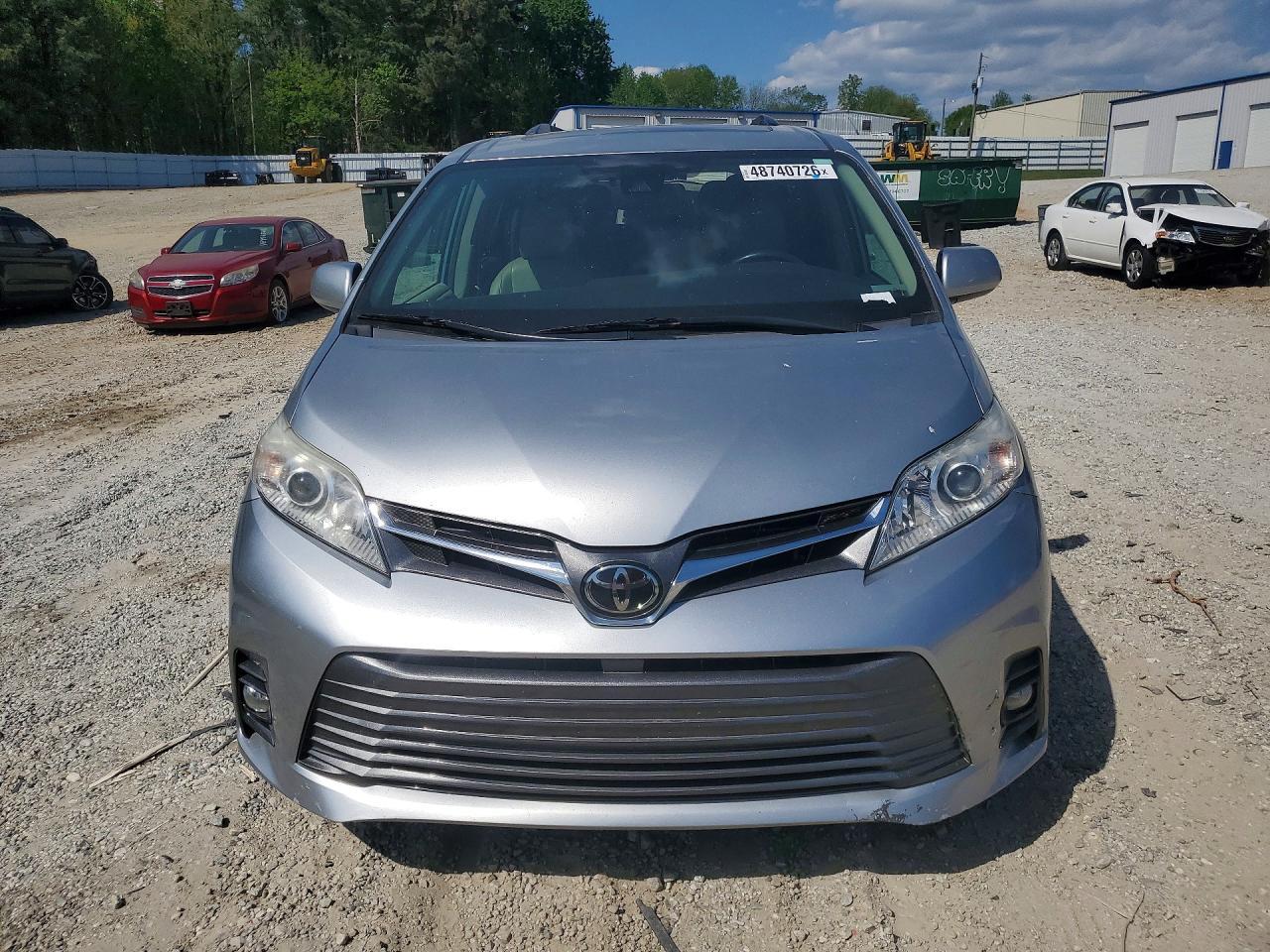 2019 Toyota Sienna Xle 8-Passenger - Фото 5