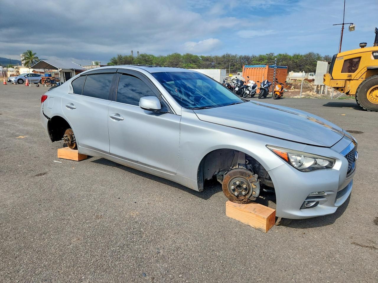 2014 Infiniti Q50 Premium - Image 4