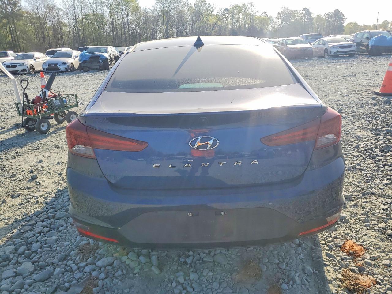 2019 Hyundai Elantra Sel - Фото 6