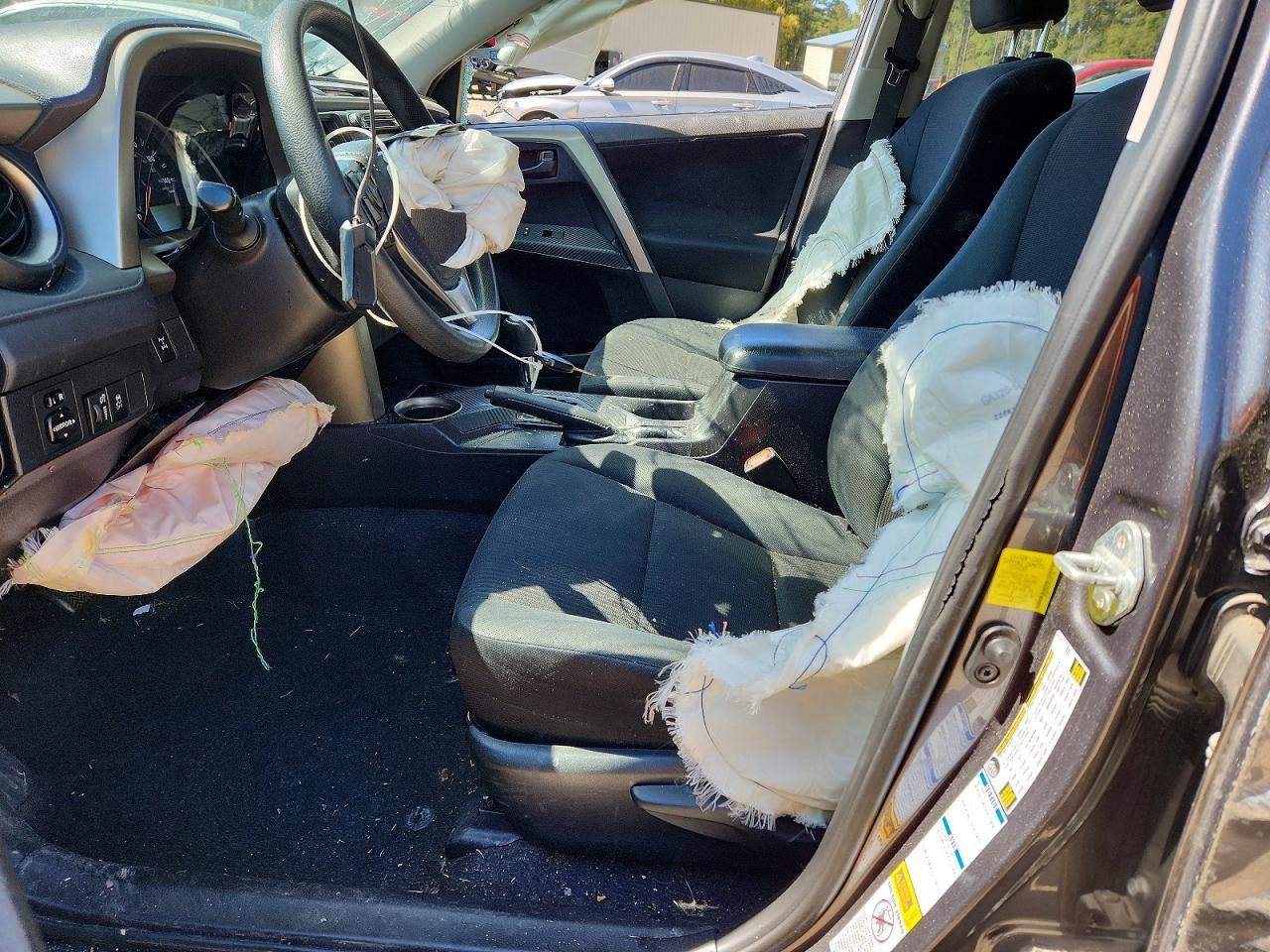 2015 Toyota Rav4 Le - Фото 7