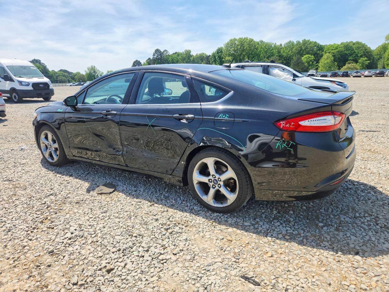 2015 Ford Fusion Se - Фото 2