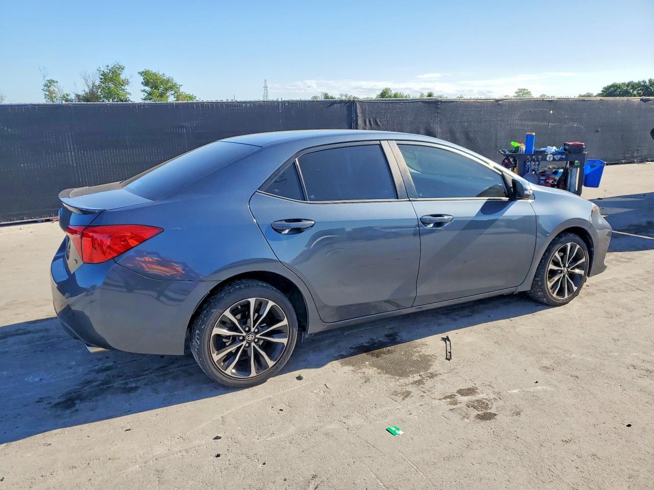 2019 Toyota Corolla Se - Фото 3