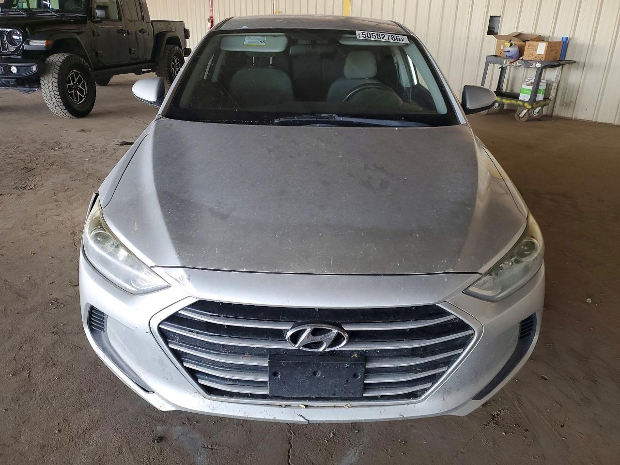2018 Hyundai Elantra - Фото 5