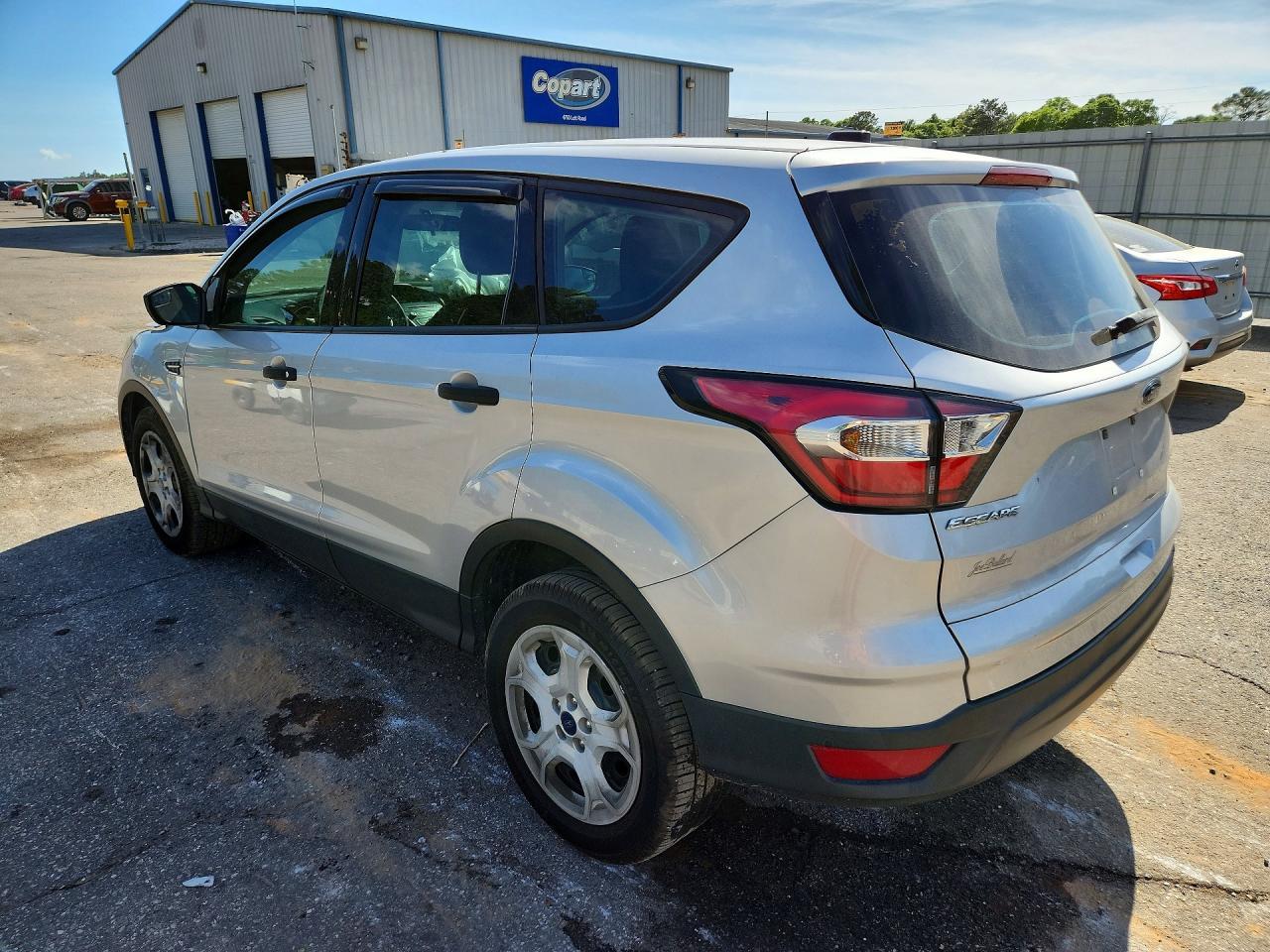 2018 Ford Escape S - Фото 3