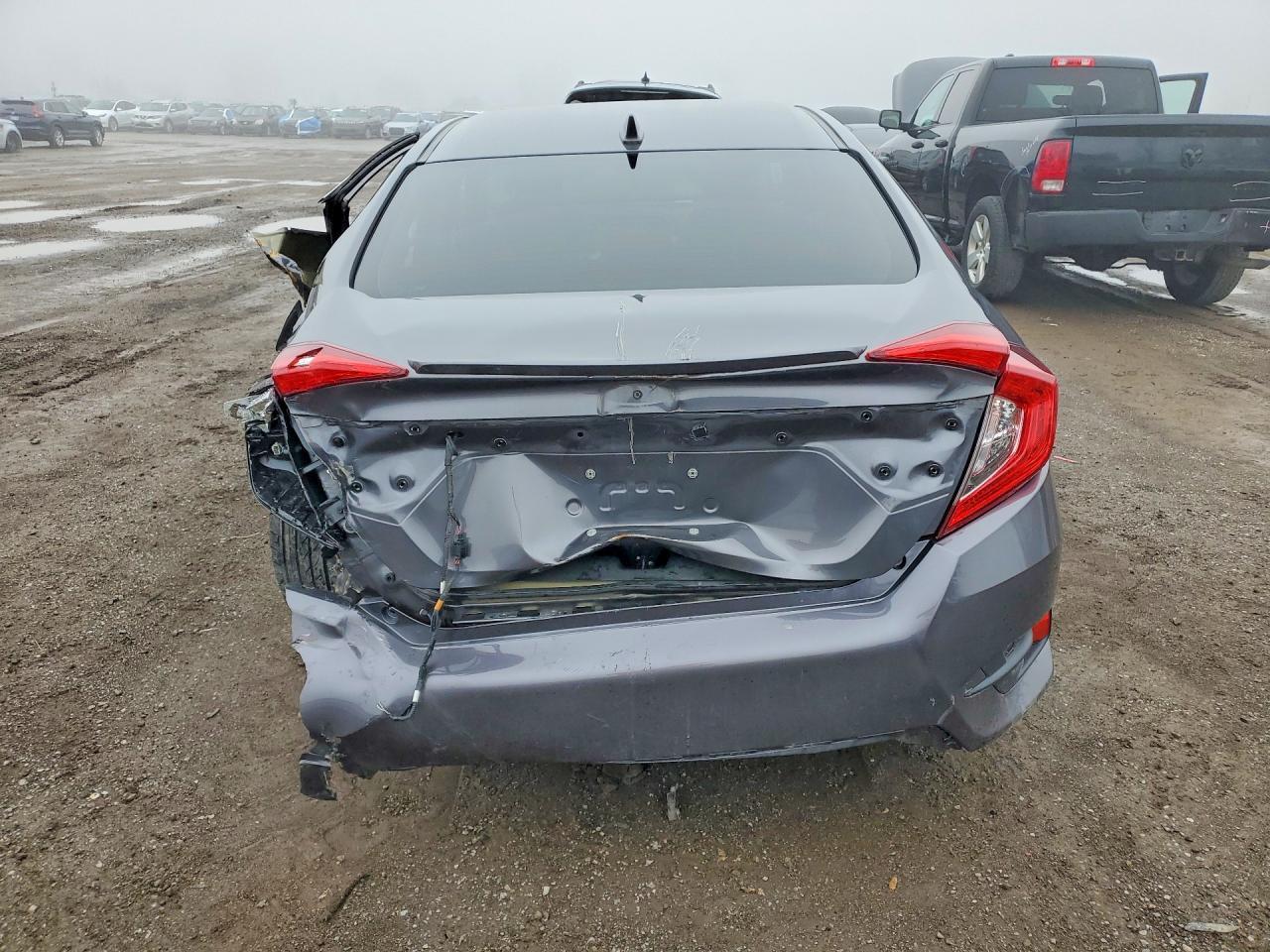 2018 Honda Civic Touring - Image 6