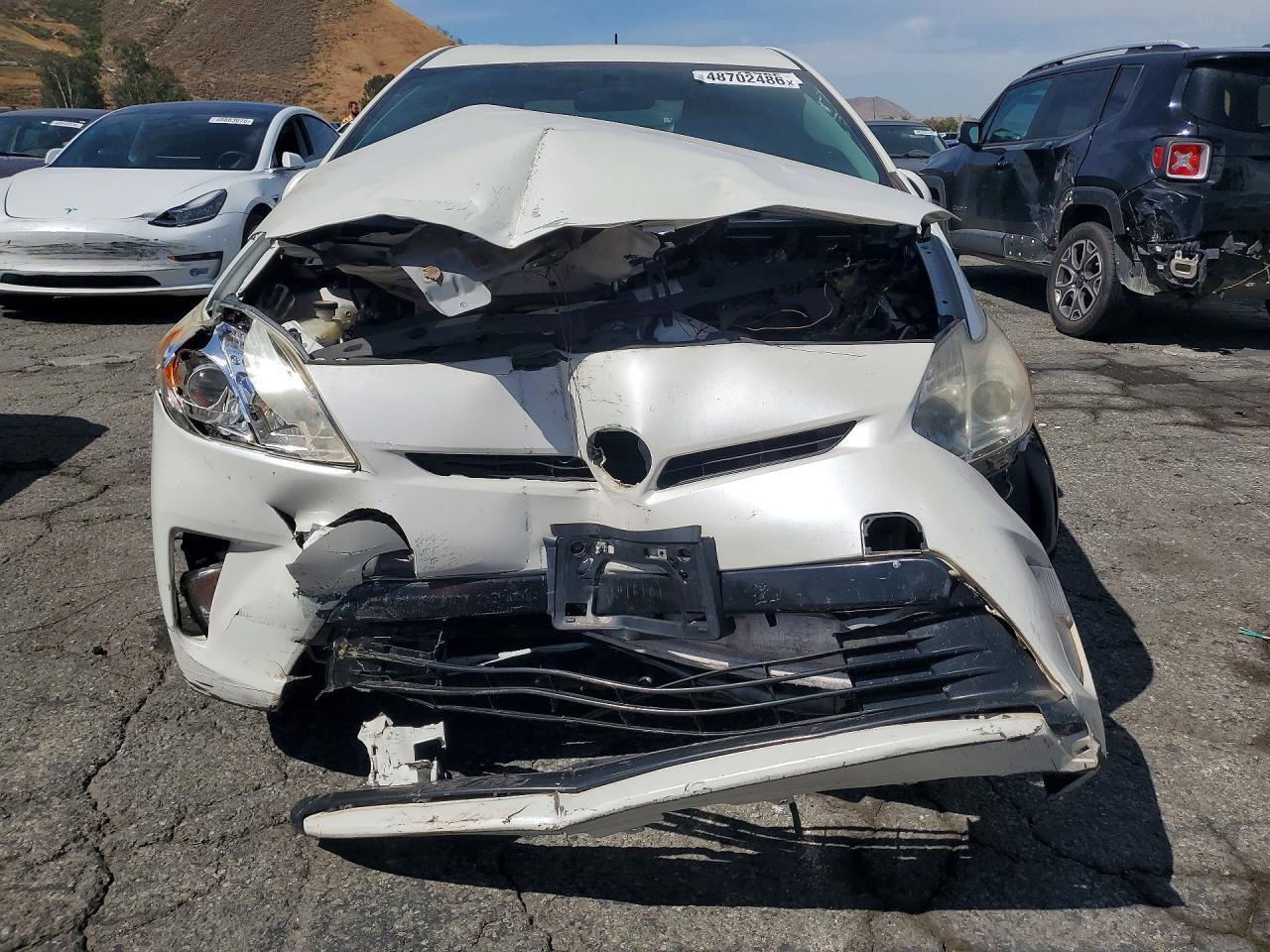 2015 Toyota Prius Two - Image 5