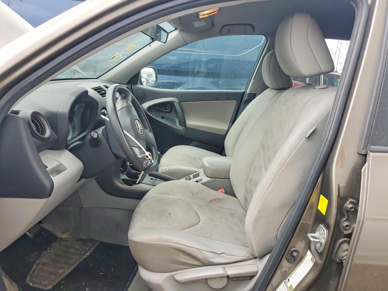 2011 Toyota Rav4 Base - Image 7